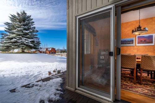 Backwater Retreat PV26 Backwater Retreat PV26