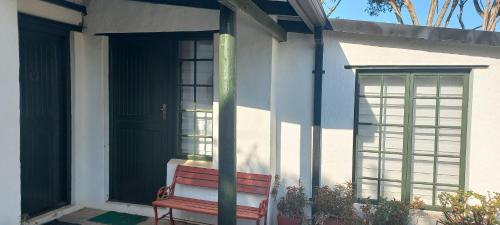 Hotelli välisilme, Spookhuis in Napier