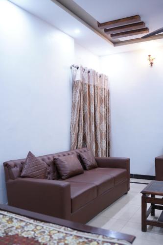 Mohal's House - image 9