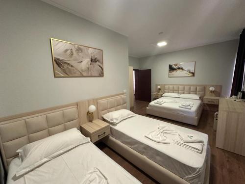Hotel Dollari – Durres, NY