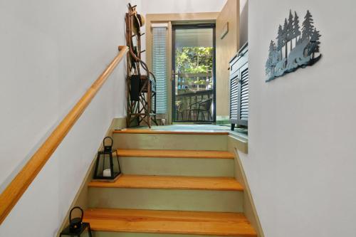 NEW LISTING Chestnut Rise Trail in Big Canoe in Jasper, USA
