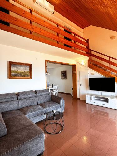 Apartment in Murter with sea view, terrace, air conditioning, Wifi 5026-3, Murter (zdjęcie 2)