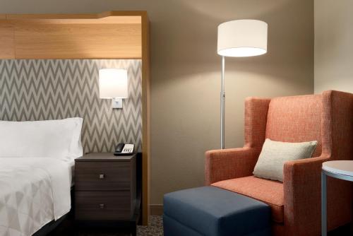 Holiday Inn Hotel & Suites Council Bluffs an IHG Hotel - image 5
