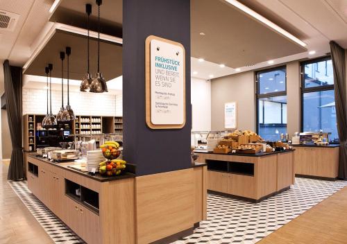 Food and beverages, Holiday Inn Express Dusseldorf Airport By IHG in Dusseldorf