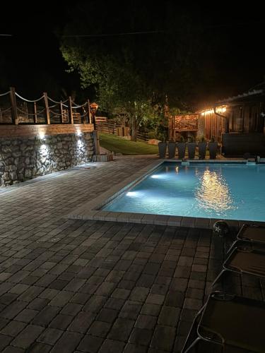 Swimming pool, Rtanjska kucica in Boljevac