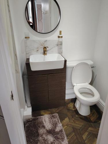 Double Room image 1