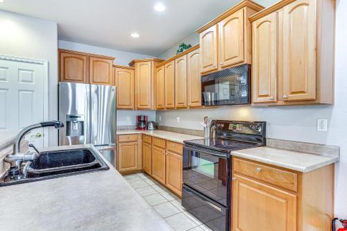 Goodyear Getaway with Private Pool and Outdoor Lounge! - image 11
