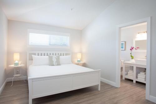 Isla Key Guava - Waterfront Boutique Resort, Island Paradise, Prime Location in Islamorada, USA