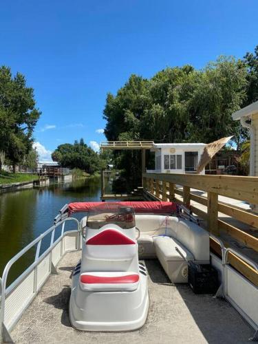 Cabin and Cottage on the Water