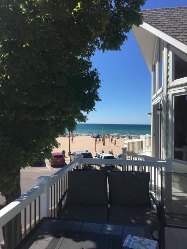 Sunset Kisses- Beachfront Luxury vacation rental in South Haven, USA