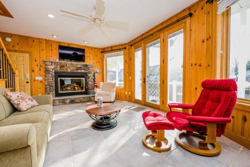 Sunset Kisses- Beachfront Luxury vacation rental in South Haven, USA