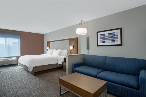 Holiday Inn Express & Suites Clinton by IHG, Clinton