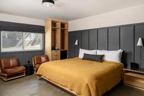 The Coachman Hotel - image 6