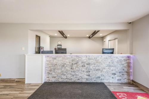 Lobby, Sonesta Essential Des Moines in Des Moines (IA)