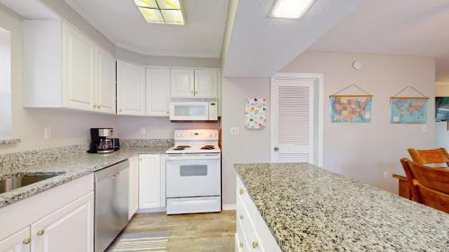 37 Hickory Cove - image 3