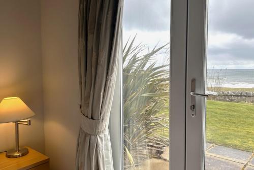 No2 The Links Apartment, Brora in Brora