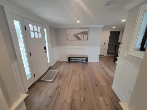 6 Bedroom Luxury Home in Brighton Beach, USA