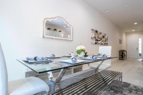 New 2024 Magic Villa 5 min to Disney in Orlando, USA