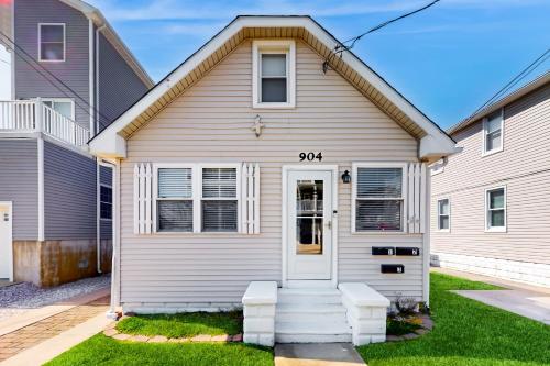 Wildwood Waves - Main Listing