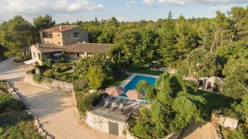 Charming Provencal country house in the heart of the Luberon Mountains - Location saisonnière - Bonnieux