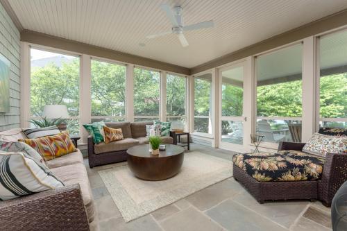 Private Pool & Lake MI access hot tub putting green basketball court and more! - image 3