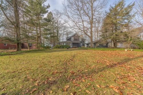 Stunning Views of Lake Michigan - Beautiful Home - image 8