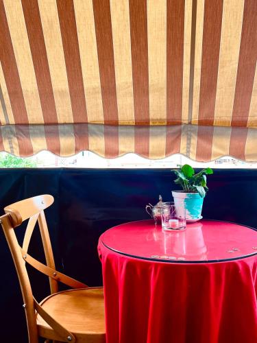 Удобства, Maison D'artiste Boutique Hostel in Тирана