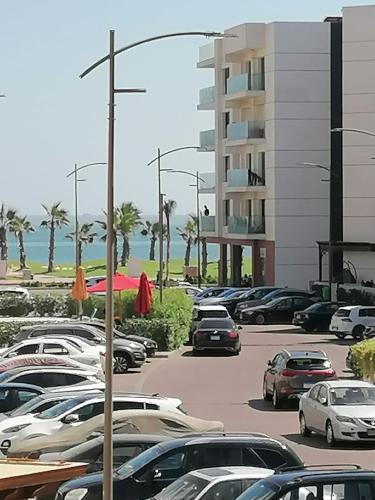 شالية غرفة ورسيبشن وحمام ومطبخ عمارة 4 الدور الأول, Port Said (foto 4)
