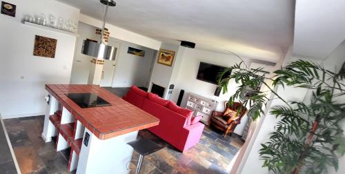 Cosy 2 bedroom apartment on 5 floor with balcony in the centre of Denia - SPAIN