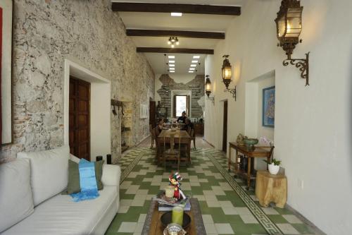 553634356 Orchid House San Miguel de Allende