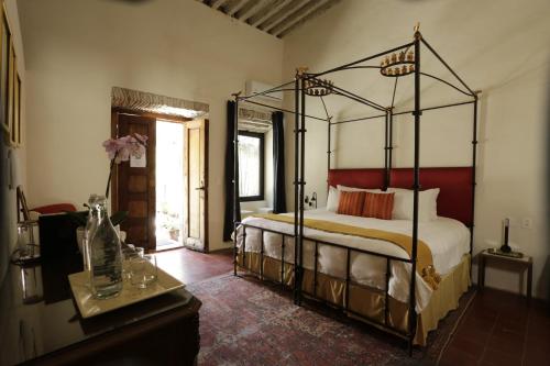 553634730 Orchid House San Miguel de Allende