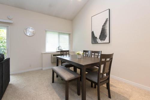 Spacious one bedroom apartment in Marina Del Rey in Los Angeles, USA