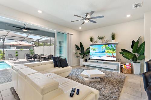 Modern Breeze in Davenport, USA