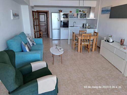 Apartamento Palamós, 2 dormitorios, 4 personas - ES-329-6