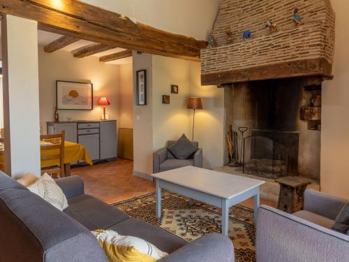 Gîte confortable 2 chambres avec jardin, animaux admis, Wifi, parking - FR-1-622-80 (Gite confortable 2 chambres avec jardin, animaux admis, Wifi, parking - FR-1-622-80) in Vihiers