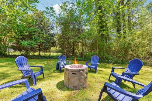 Groups Welcome! Game Room - Deck - Fire Pit in Roswell, USA