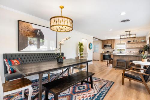 Texas Two Step in Bandera in Bandera (TX)