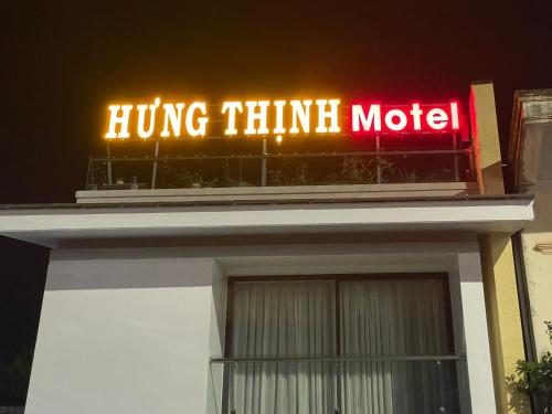 동허이 (꽝빈) Hung Thinh Motel 호텔 외관