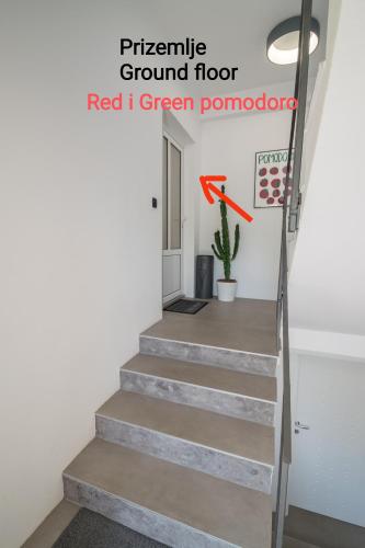 POMODORO ROOMS in Blato