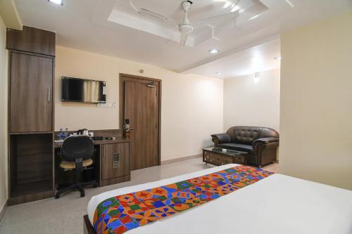 FabHotel Raj Residency II