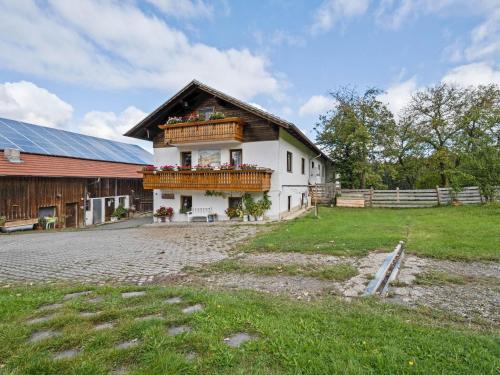 Farmhouse apartment in Neukirchen near Heiligen Blut - Neukirchen beim Heiligen Blut