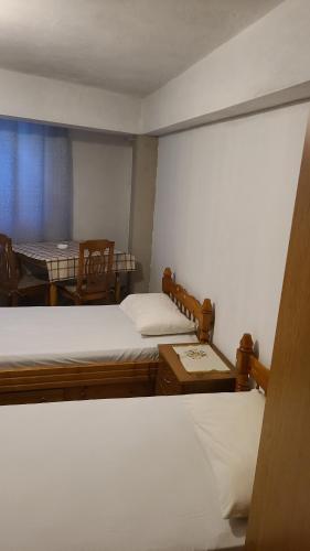 Mance Apartment - image 5