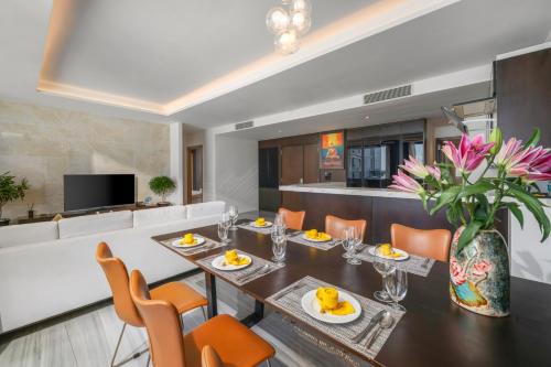 Penthouse Apartment - River View image 10