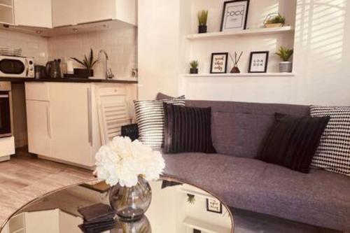 Modern 1 Bed Flat In Hackney With Parking - London