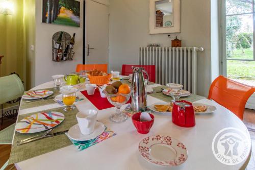 Manoir d'Orbe in Antoigne