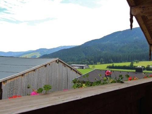 Cozy feel good holiday apartment in Leogang