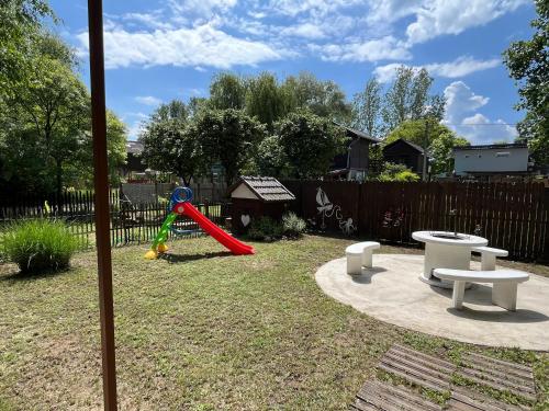 Top Nyaraló Mindszent (Top Nyaralo Mindszent) in Mindszent