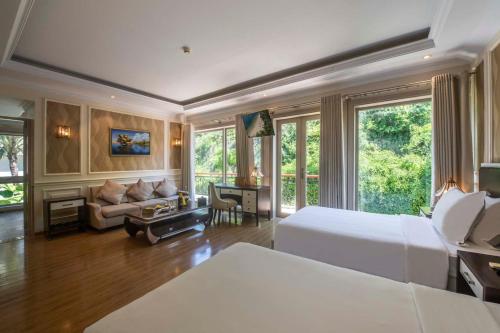 Forestal Deluxe Room with 2 Single Beds