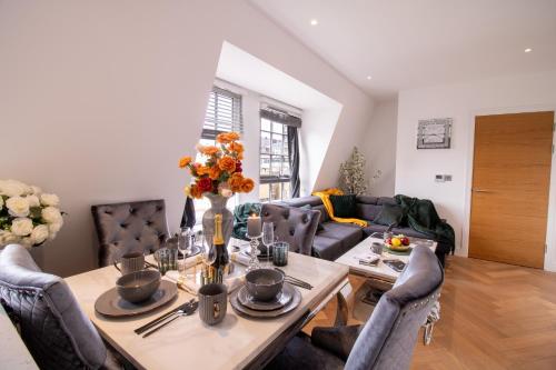 Luxurious 1-Bedroom Penthouse in Marble Arch 71, Londres (foto 5)