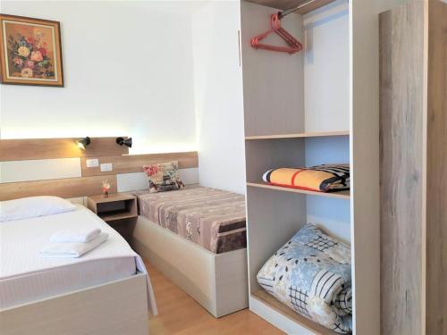 Evoo apartment Liceu, Tirana (photo 8)